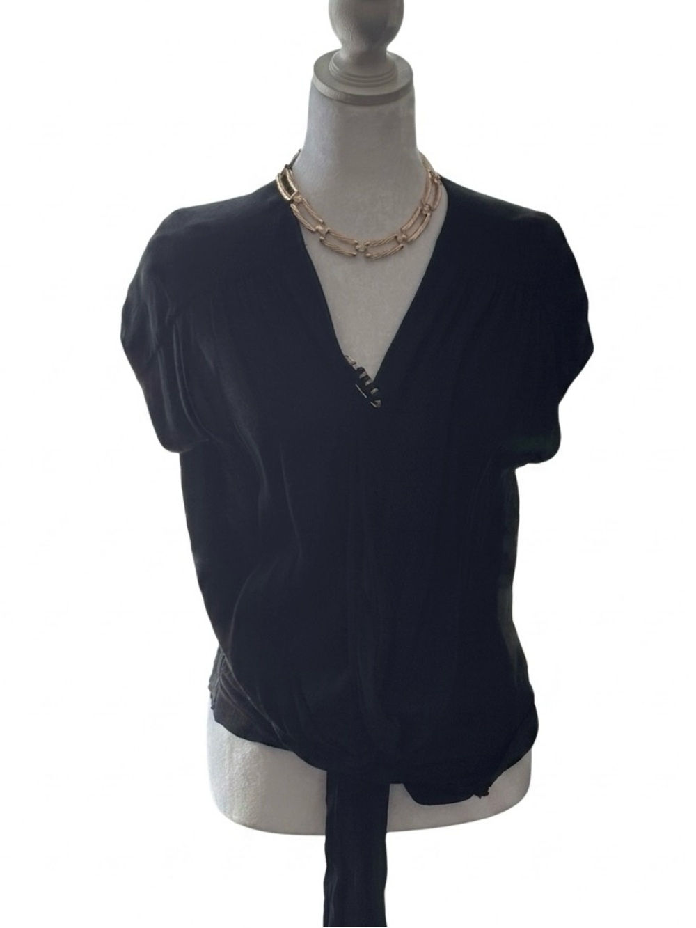Anthropologie Mauve Black Draped Blouse Capped Sleeves with Necklace